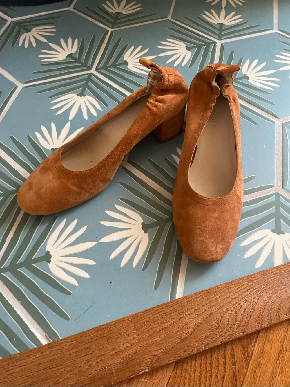 Everlane Neutral The Italian Leather Day Heel Block Heel Pumps Size 7